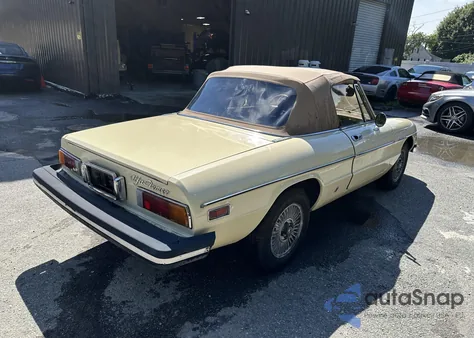 1982 Alfa Romeo Veloce 2000 Spider from USA, damaged, VIN ZARBA5418C1015601